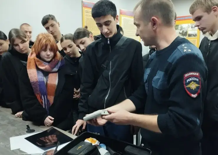 1764846221674
