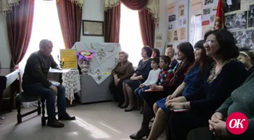 "Отвори потихоньку калитку..."