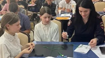 Синяя лента апреля 1