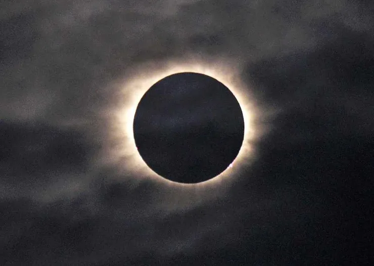 https://ognikubani.ru/wp-content/uploads/2020/12/solar-eclipse-billboard-1548-1024x677