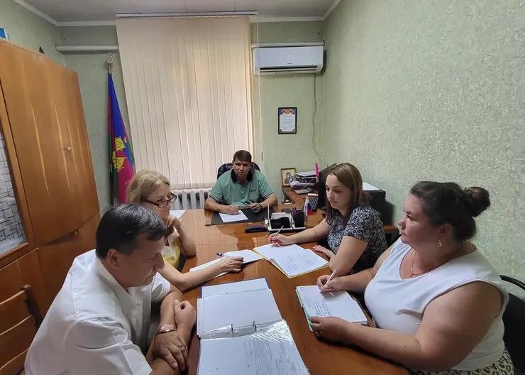ООО «Центральное» вот уже 17 лет занимается обслуживанием многоквартирных жилых домов центральной части города Кропоткина