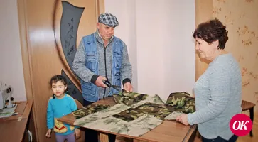 Супруги Чуха из хутора Лосево превратили свой дом в швейную мастерскую для нужд СВО