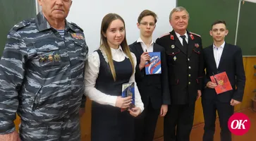 В Кавказском районе полицейские и общественники поговорили с лицеистами о самом важном