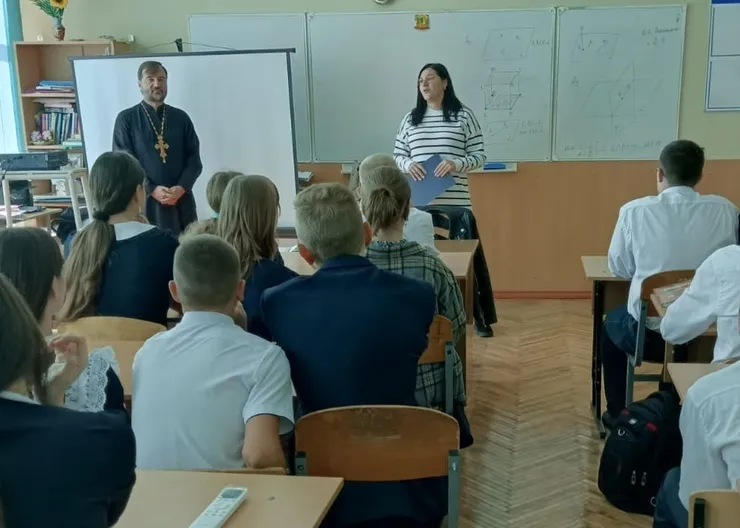 https://ognikubani.ru/wp-content/uploads/2023/10/Лола-1