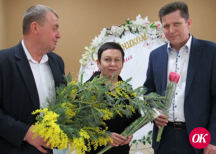Накануне Международного женского дня руководство, ветеранский актив и Общественный совет ОМВД России по Кавказскому району поздравили женщин с весенним праздником
