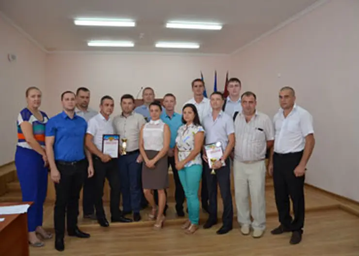 http://www.ognikuban.tw1.ru/wp-content/uploads/2016/09/DSC_9605debati777