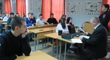 КЮТ Лола и Бикеев