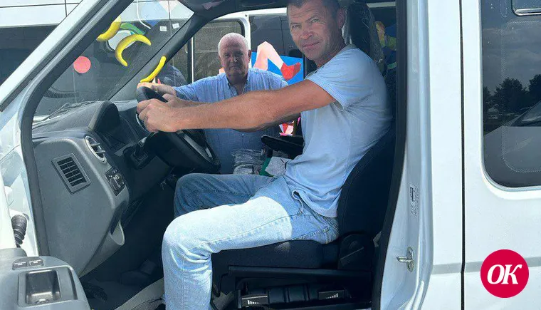Спортшкола «Смена» получила новый автобус