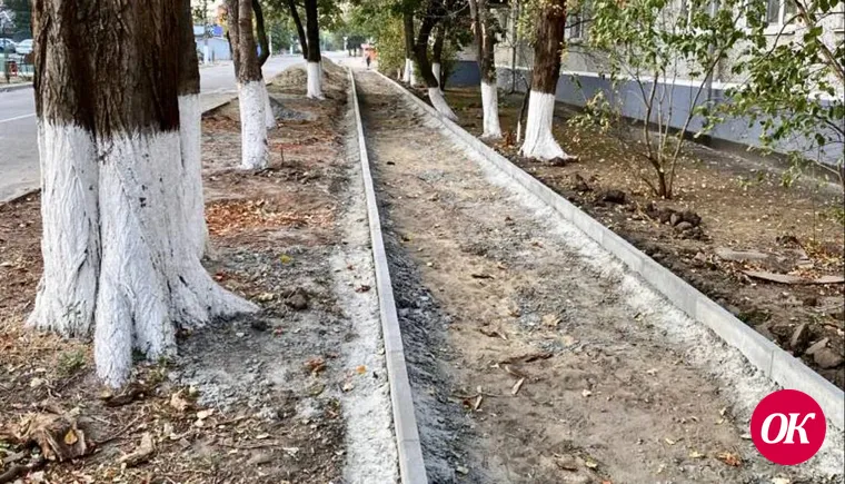 В Кропоткине обустраивают новые тротуары