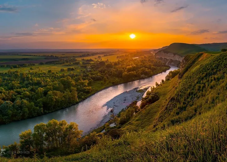 https://ognikubani.ru/wp-content/uploads/2020/07/b4603ed76a977a293d783d9ae773d7f0-1