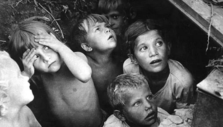 http://www.ognikuban.tw1.ru/wp-content/uploads/2015/01/bombezhka-i-deti-voyni