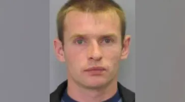 photo_5377776681181370586_y