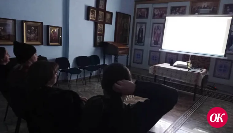 Клубе любителей кино Покровского собора г.Кропоткина собрался на просмотр короткометражного фильма «Погружение»