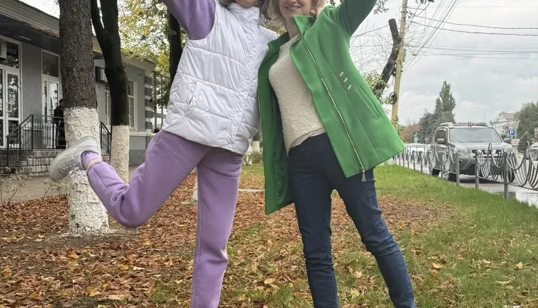 photo_5440591552842955428_y