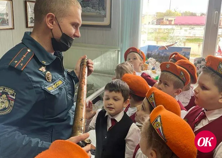 Пожарные провели экскурсию для учеников класса МЧС