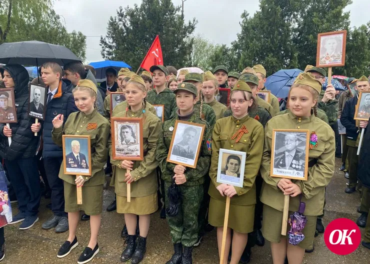В Кропоткине в парке 30-летия Победы почтили память героев Великой Отечественной войны и героев дня сегодняшнего