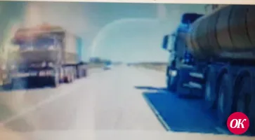 Между Ладожской и Тбилисской "Лада Калина" врезалась в "Газель" (видео)