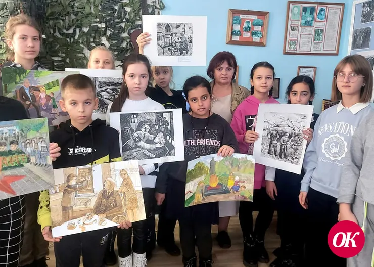 В Казанском станичном музее состоялась эксклюзивная выставка детских рисунков