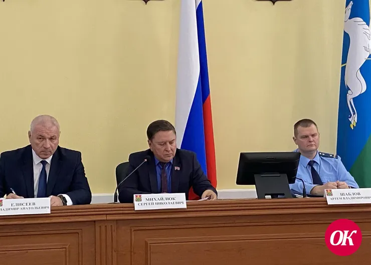 Сессия городского Совета приняла решение о выделении более 4 миллионов рублей на строительство новых автобусных павильонов в Кропоткине
