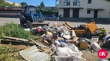 Стихийная свалка возле автобусной остановки на улице Гагарина ликвидирована. Надолго?