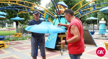 В городском парке подготавливают к запуску обновленные аттракционы