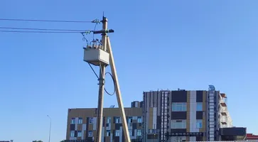 photo_5352954991435967006_y