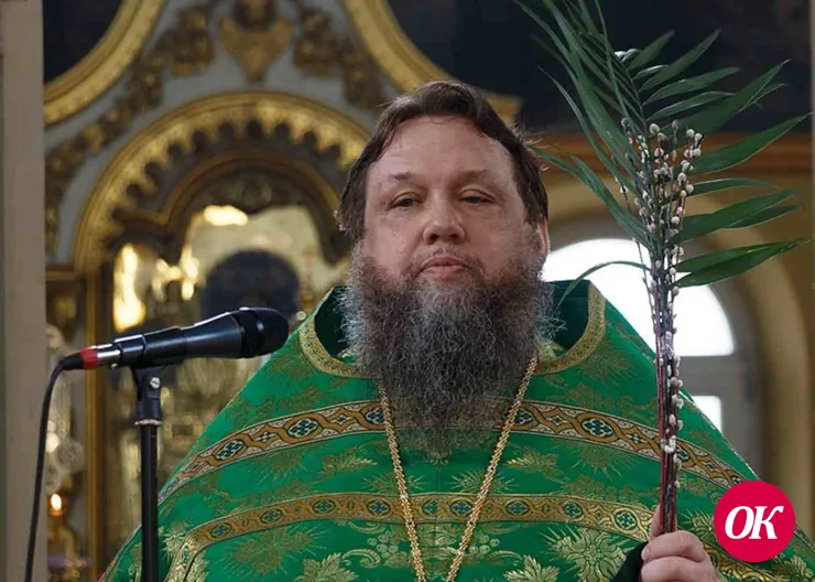 В праздник Входа Господня в Иерусалим богослужения в Покровском соборе возглавил настоятель игумен Андрей (Мороз)