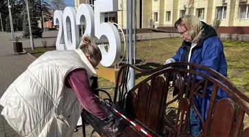 photo_5373080087198560808_y