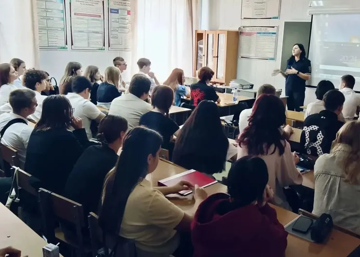 ЛОЛА в КЮТе