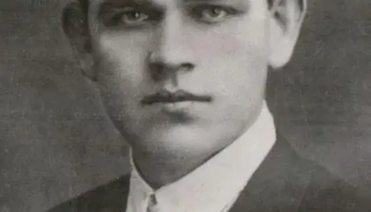 9b5ba26e8ed7a669ae4ab0a2e5d7fb8f