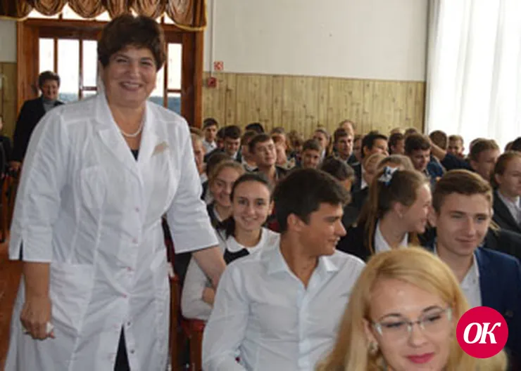 Главный врач районной больницы Эльбина Цорионова провела для школьников станицы Темижбекской Урок здоровья