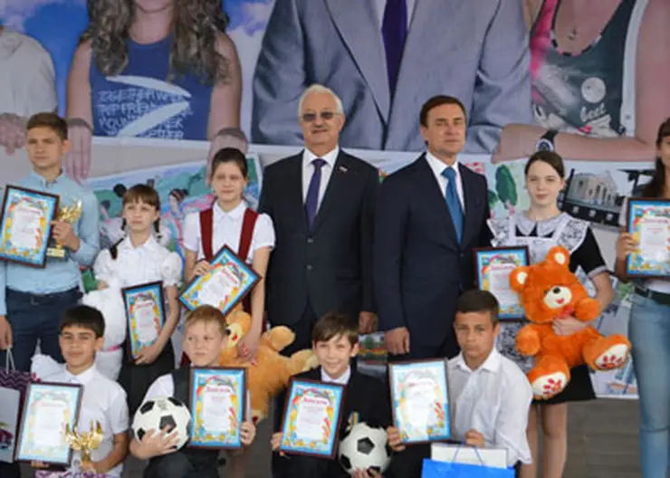 http://www.ognikuban.tw1.ru/wp-content/uploads/2017/06/DSC_1966dddre-1
