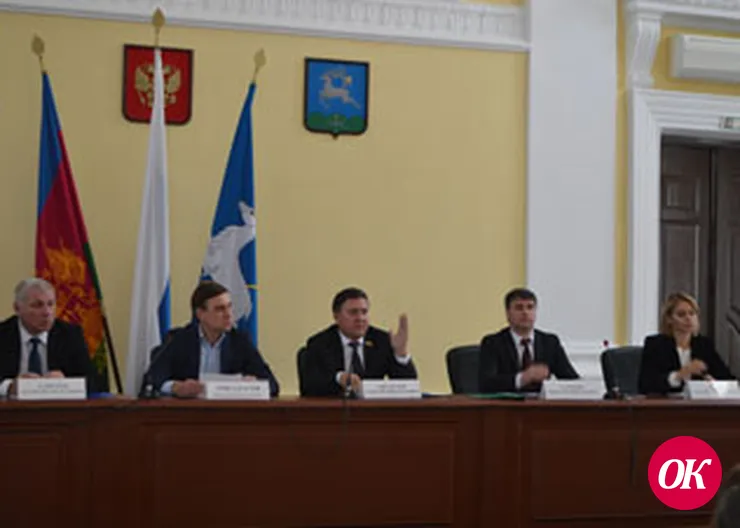Новый состав депутатов городского Совета на первую рабочую сессию