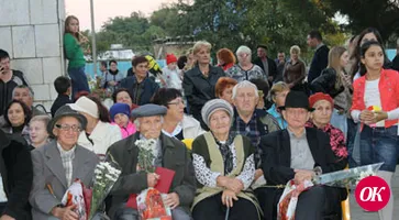 Районный блокнот: 2016 г., октябрь, №1 ("Казак приветствует"; "Долгожители"; "Готовь пенсию смолоду".)
