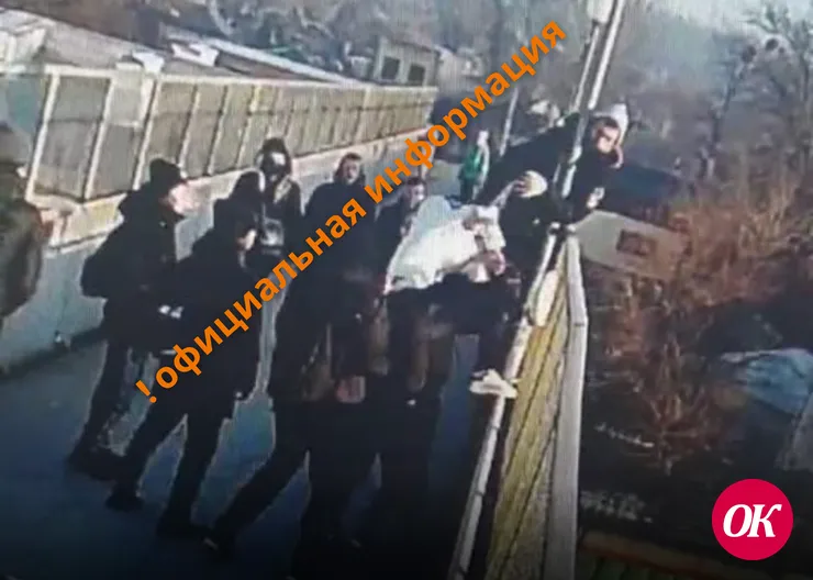 25-летняя девушка, которая пыталась покончить с собой на мосту в Кропоткине, жива
