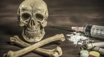 https://ognikubani.ru/wp-content/uploads/2023/03/human-skull-and-crossbones-drug-addict-concept