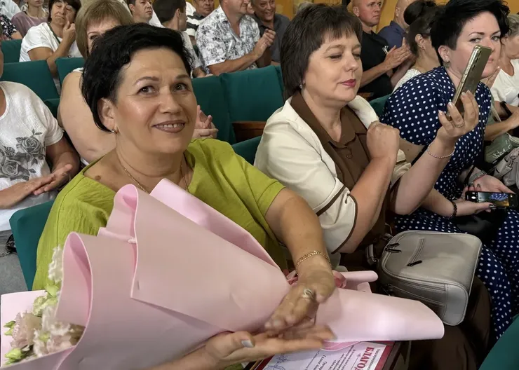 В канун Дня железнодорожника чествовали лучших сотрудников