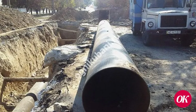 В Кропоткине вновь ремонтируют коллектор