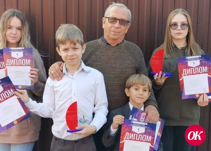 Ученики Олега Дмитриева завоевали медали на международном конкурсе вокалистов