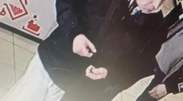 photo_5310110781397920194_y