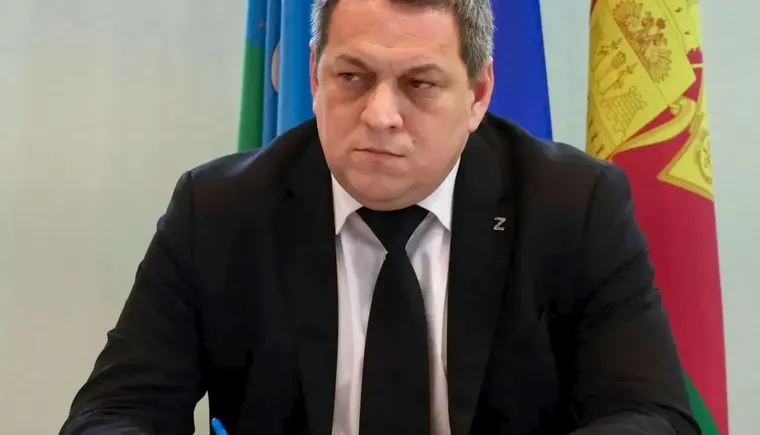 photo_5258463649343410233_y