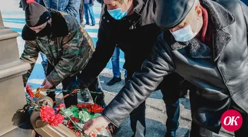 В 320-ю годовщину образования инженерных войск в парке 30-летия Победы г.Кропоткина прошло возложение цветов к мемориалу