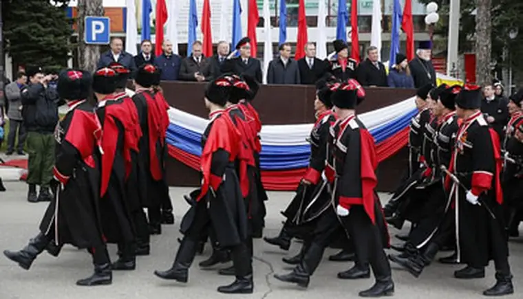 http://www.ognikuban.tw1.ru/wp-content/uploads/2016/10/march_on_kazaksday3331