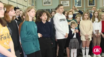 В городской Детской художественной школе наградили учащихся четырех районов