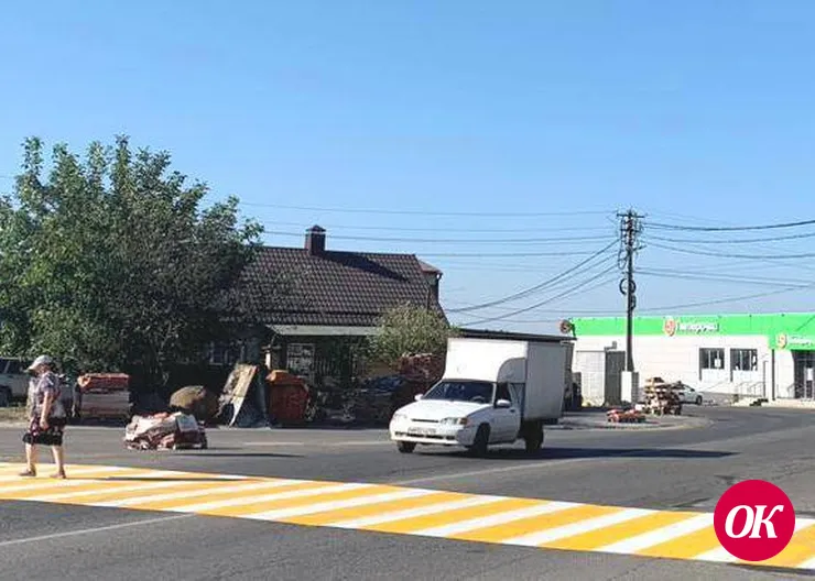 В преддверии нового учебного года в городе приступили к обновлению пешеходных переходов