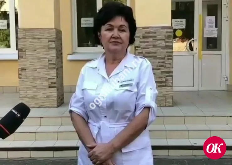Главный врач Кропоткинской городской больницы Елена Грекова ответила на вопросы журналистов о состоянии здоровья госпитализированных школьников