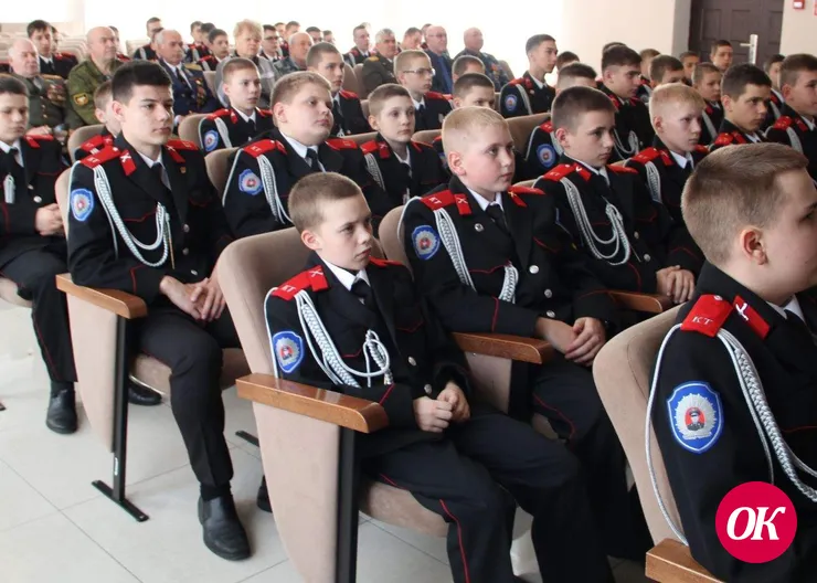 Для кадетов ветераны провели урок мужества