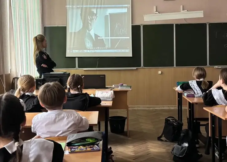 Спичкина у экрана