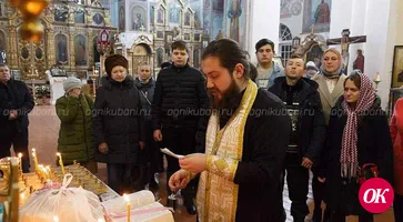Панихиду по погибшим блокадникам Ленинграда провели в Покровском соборе