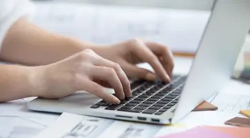 https://ognikubani.ru/wp-content/uploads/2023/04/typing-on-laptop-close-up